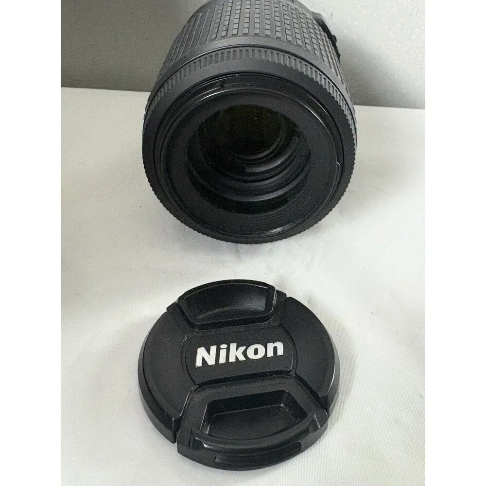 Nikon AF-S DX NIKKOR 55-200mm f/4-5.6G ED Zoom Lens *GOOD/TESTED*